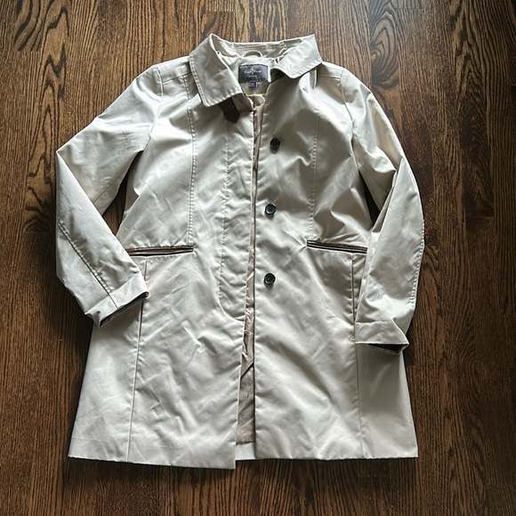Cole Haan women’s small trench coat - Picture 2 of 11